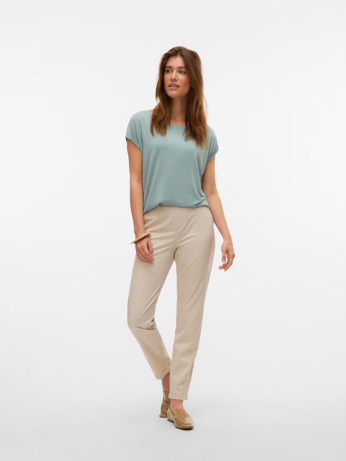 Camiseta Vero Moda Ava Grisacio - Imagen 4